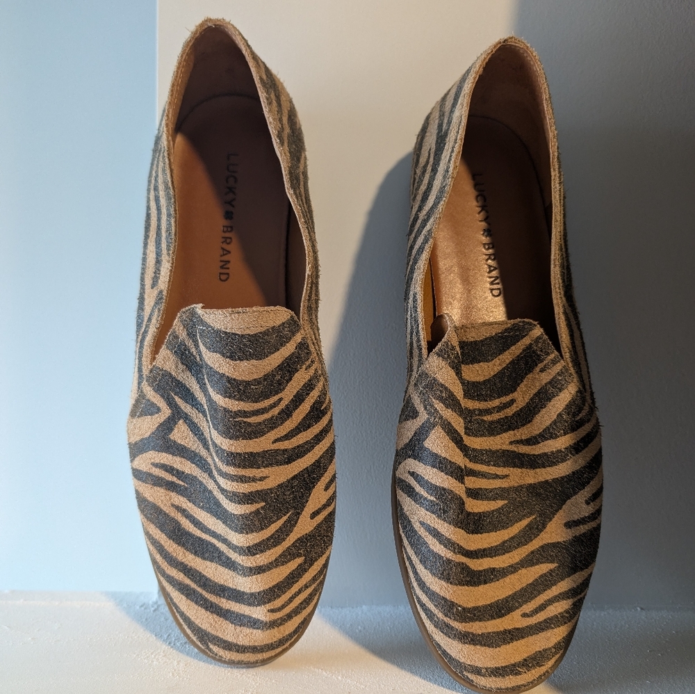 Lucky Brand 9.5 Brown Zebra Print loafer shoes *Fits Like  9
